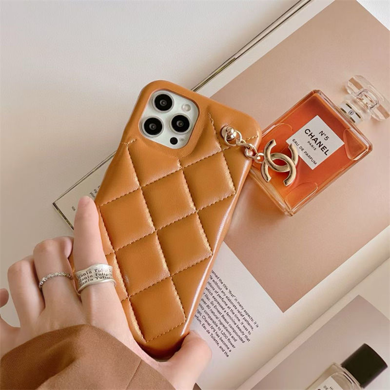 シャネル Chanel 便利 アイホン 17 16 15 14 13 Pro アイフォーン13 14 15 Pro Max Iphone15 17 air 16 Plus ケース 革製 人気付き個性潮 已用