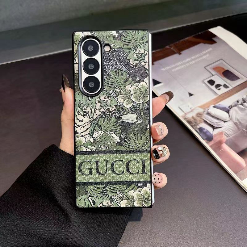 Galaxy Z Flip/Fold 7即納 グッチ Gucci ブランドGalaxy Z Flip 7 6 5 4 3 ギャラクシーZ Fold 7 6 5 4 3 2ケース