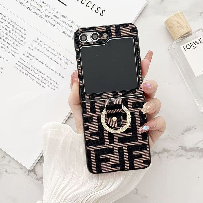 バーバリー フェンディ ギャラクシーZ Fold7 6 5/4 3 2スマホケース Burberry Fendi Galaxy Z Fold2/Z Fold3 /Fold5 flip6 7ケース 手帳型 人気男女兼用  已用