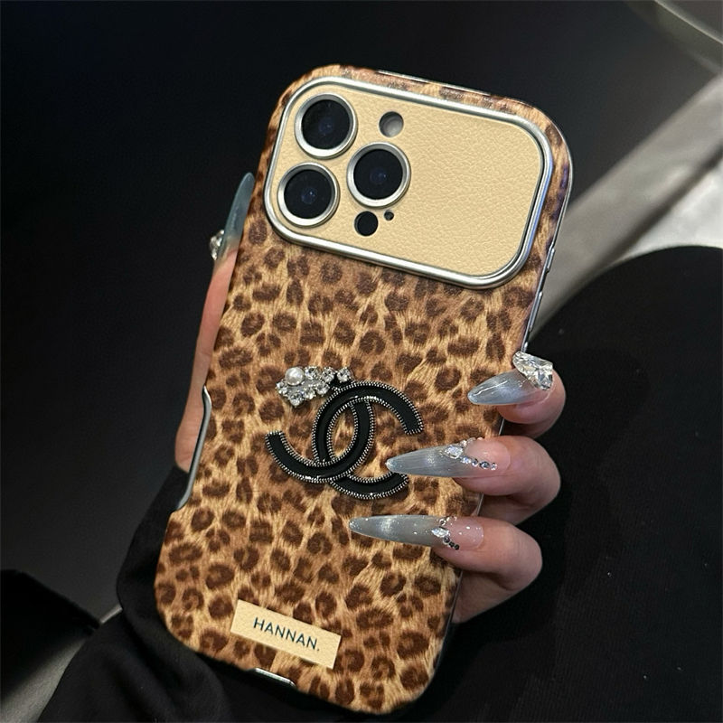 芸能人愛用 シャネル Chanel Iphone16 15 14 13 17携帯ケースシャネル Chanel アイホン17 16 14 15 pro Max air ケース 男女兼用
