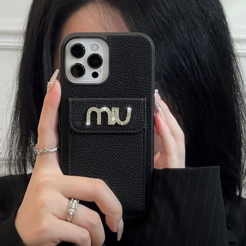 MiuMiu iPhone17 16 15 pro maxケース 豪華