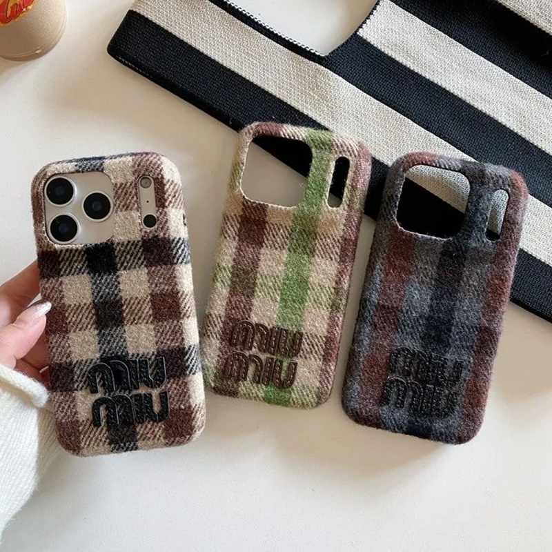 MiuMiu ミュウミュウ iPhone air 17 16 15 plus ケース