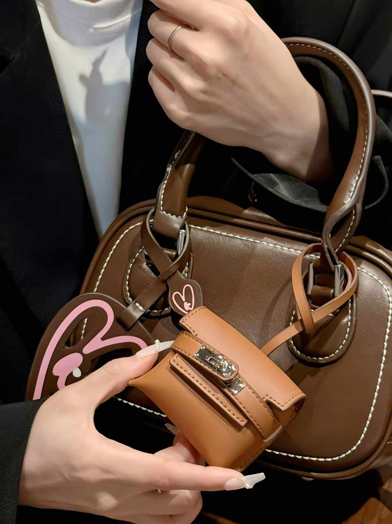 エルメス Hermesエアーポッズ プロ 2 airpods 2 3 4 pro2 Galaxy Buds 2 Buds 2 Pro Galaxy Buds Liveケース