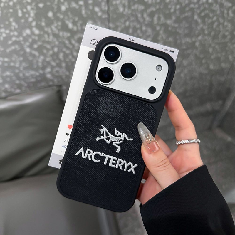 ARC TERYX  IPhone17 16 14 15 アイフォン15 16 pro maxケース