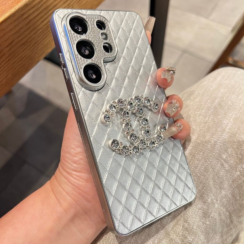 シャネル Chanel  IPhone17 18 air 15 IPhone14 13 Pro IPhone 16 15 11 Pro 8 SE ケース