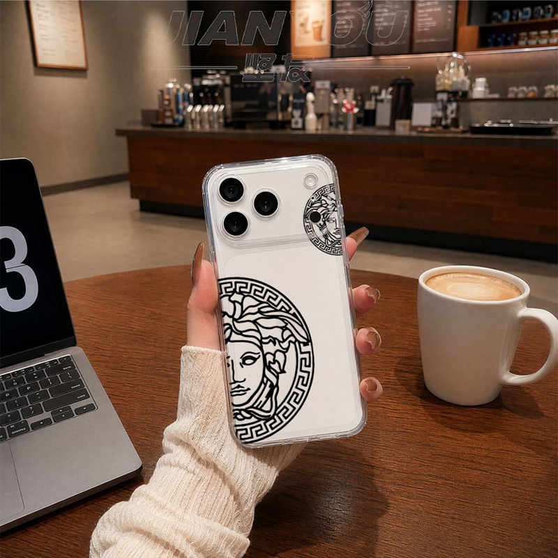 Chrome Hearts クロムハーツ Iphone 18 17 air 16 15 14 13 携帯ケース