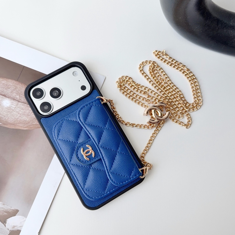 シャネル 手帳型スマホケース ブルー チェーンストラップ付き