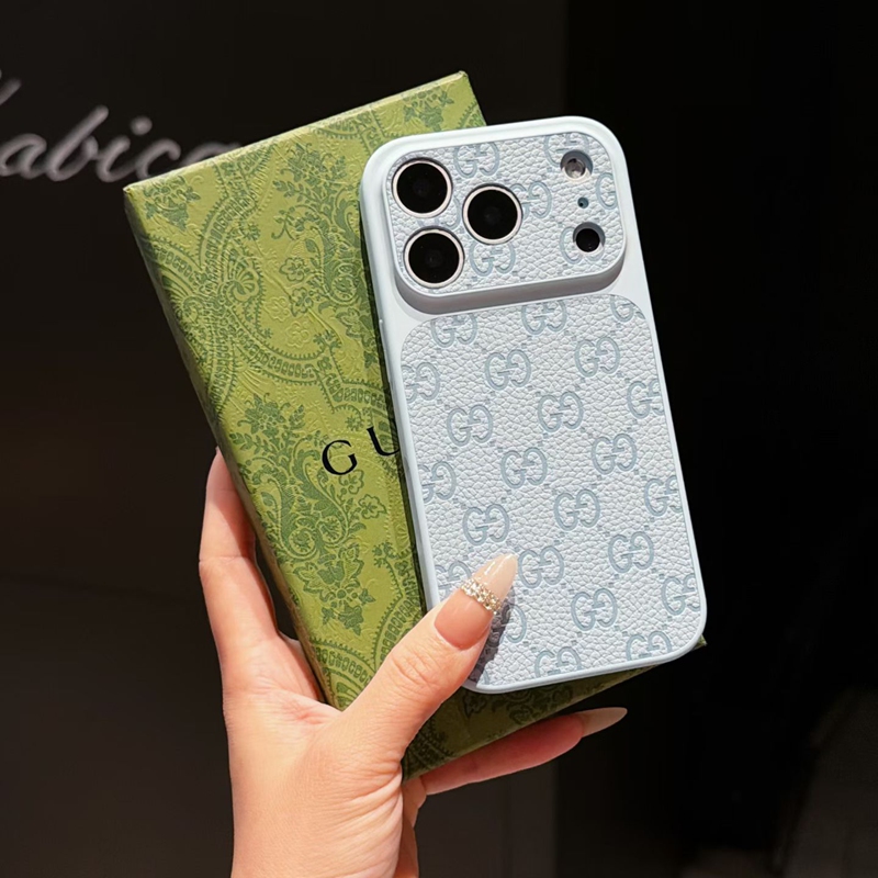 グッチ GUCCI モノグラム型押し レザー調 スマホケース 商品画像 5